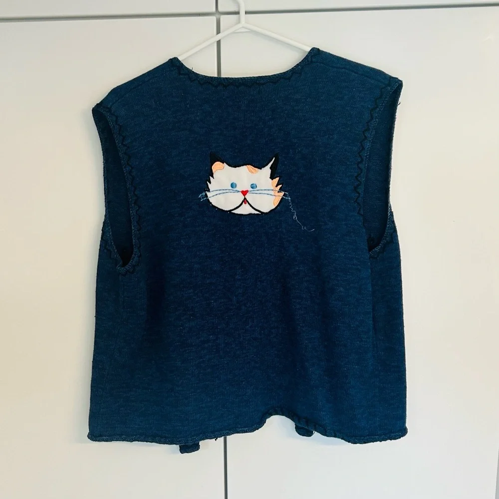 Cottagecore Rainbow Bridge Blue Vintage Knit Blue Sweater Vest with cats M-L - Picture 4 of 14